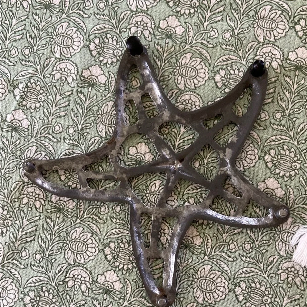 Coastal Shell/Starfish Hand Towels and Kitchen Decor.